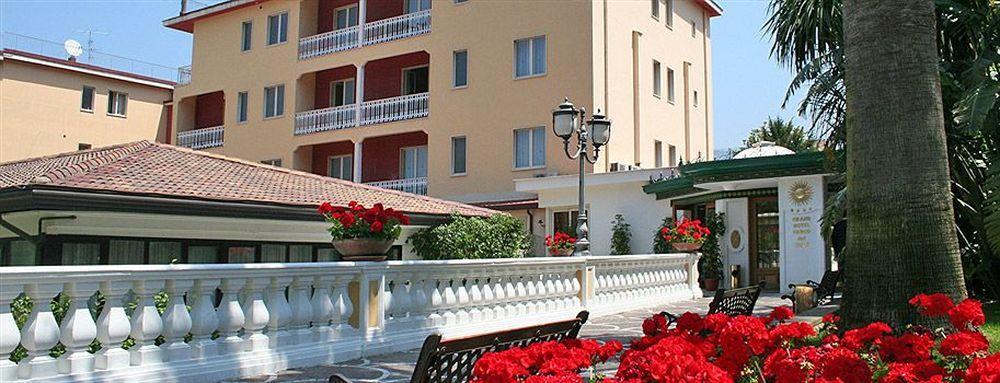 Grand Hotel Parco Del Sole Сант'Аньєлло Екстер'єр фото