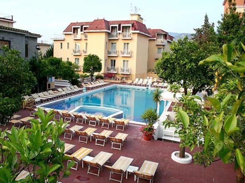 Grand Hotel Parco Del Sole Сант'Аньєлло Зручності фото